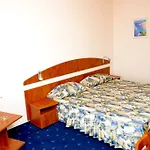 Luna Hotel