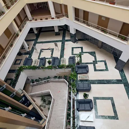 Luna 4* Altın Kumlar