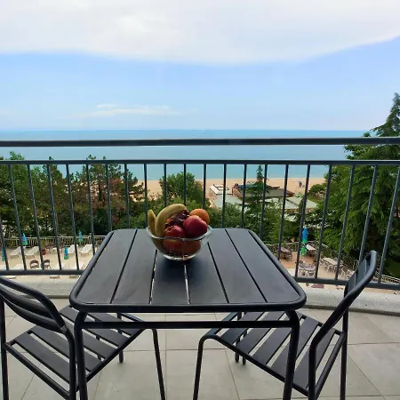 Luna 4* Altın Kumlar