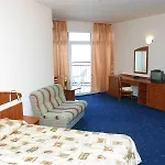 Hotell Luna 4*