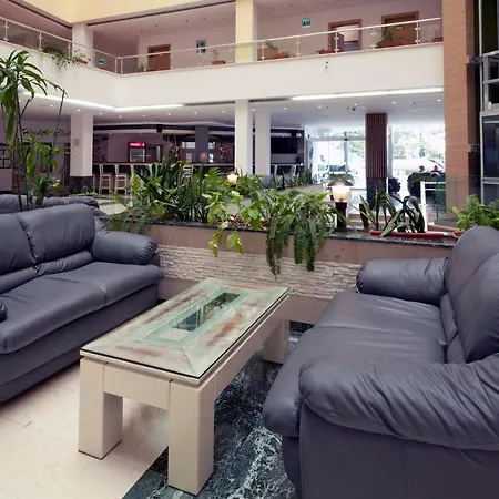 Luna Hotel 4*