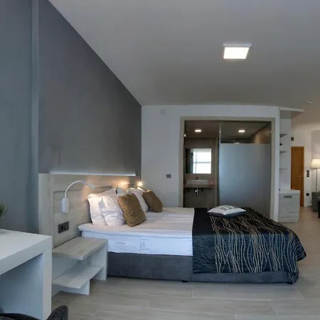 Ξενοδοχείο Luna