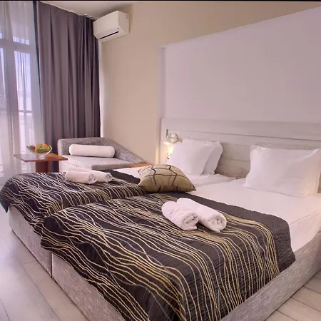 Ξενοδοχείο Luna