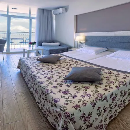 Luna Ξενοδοχείο 4*